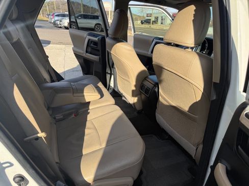 Used 2013 Toyota 4Runner Limited image 10