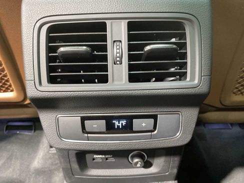Used 2021 Audi Q5 2.0T Premium w/ Convenience Package AWD/4WD image 25