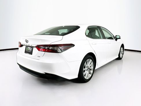 Used 2024 Toyota Camry LE image 9