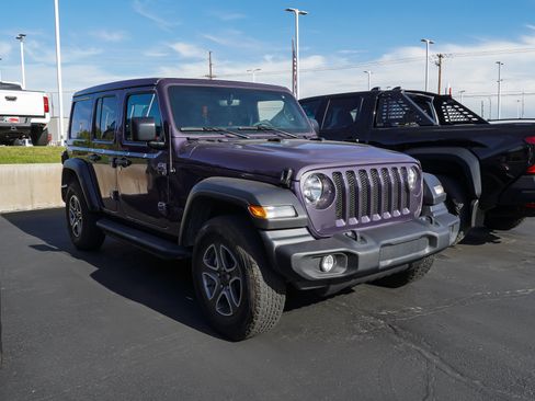 Used 2023 Jeep Wrangler Unlimited Sport w/ Sun And Sound Package AWD/4WD image 2