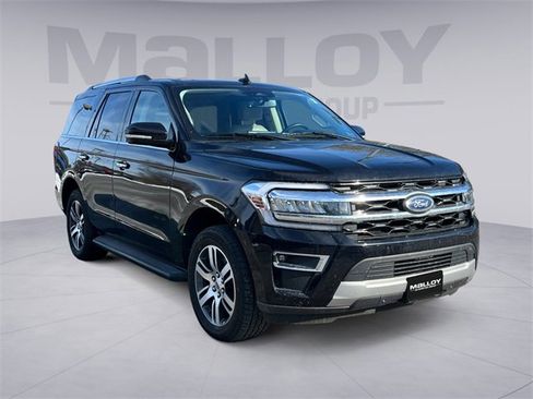 Used 2024 Ford Expedition Limited image 7