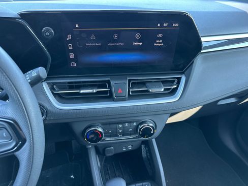 Used 2024 Chevrolet TrailBlazer LS w/ LS Confidence Package FWD image 24