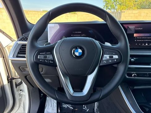 Used 2026 BMW X5 sDrive40i w/ Premium Package RWD image 24