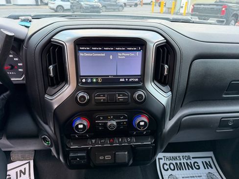Used 2023 Chevrolet Silverado 2500 LT w/ Convenience Package AWD/4WD image 18