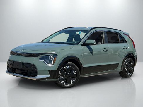 Used 2025 Kia Niro Wind FWD image 1