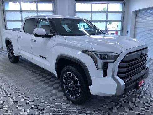 New 2026 Toyota Tundra Limited AWD/4WD image 7