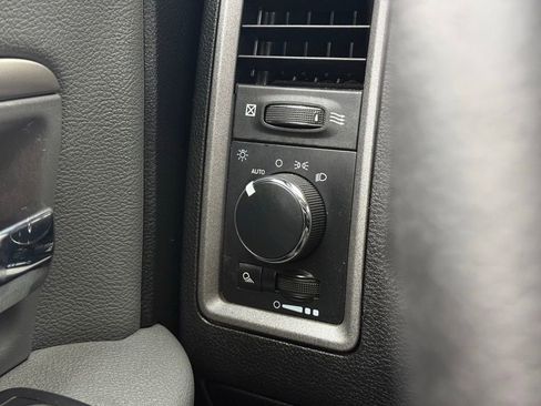Used 2019 RAM 1500 Tradesman w/ Power & Remote Entry Group RWD image 18