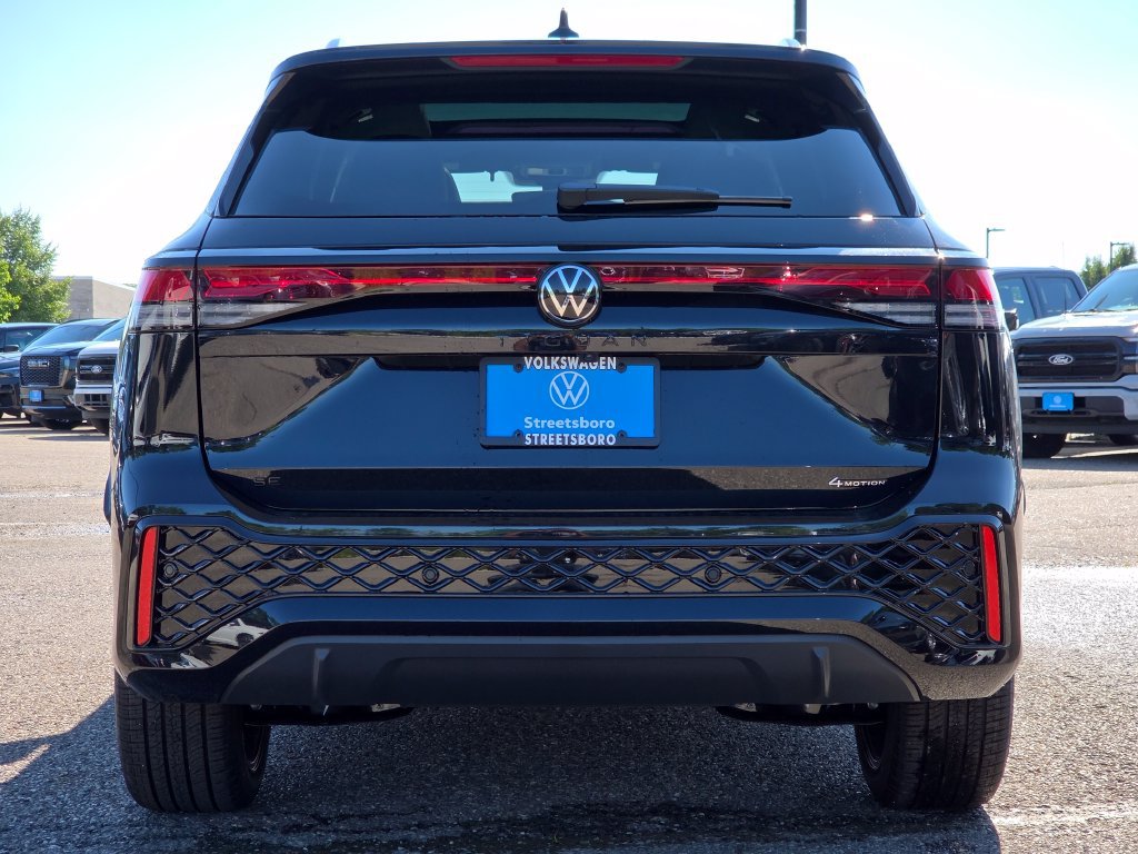 New 2026 Volkswagen Tiguan SE R-Line AWD/4WD image 12