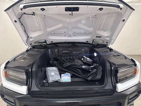 Used 2024 GMC Hummer EV 3X w/ Battery Pack, 24 Module Pack AWD/4WD image 16