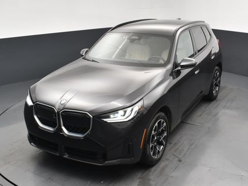 Used 2025 BMW X3 xDrive30i AWD/4WD image 21
