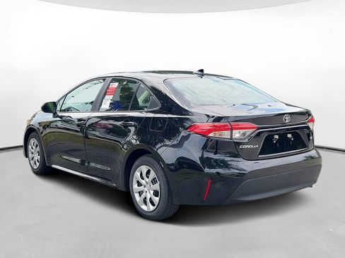 New 2026 Toyota Corolla LE FWD image 4