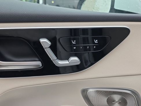 New 2026 Mercedes-Benz GLC 300 4MATIC image 11