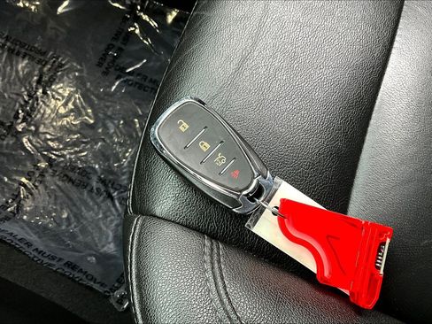 Used 2022 Chevrolet Suburban LT AWD/4WD image 36