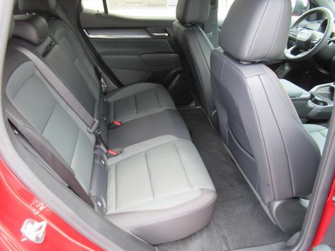 New 2027 GMC Terrain AT4 w/ Convenience Package III AWD/4WD image 30