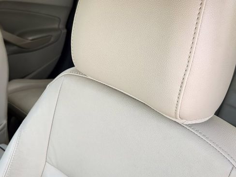 Used 2014 Ford Escape Titanium image 24