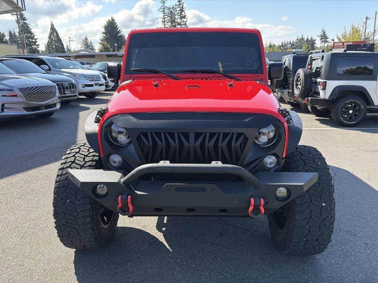 Used 2017 Jeep Wrangler Unlimited Sahara AWD/4WD image 15