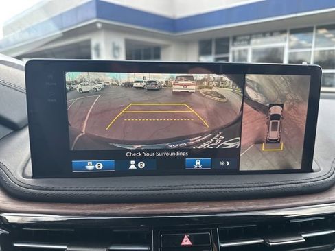 Certified 2025 Acura MDX SH-AWD w/ Advance Package image 12