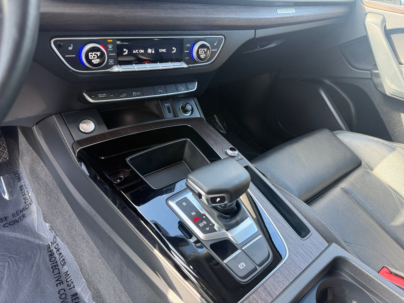 Used 2024 Audi Q5 e Premium w/ Convenience Package AWD/4WD image 13