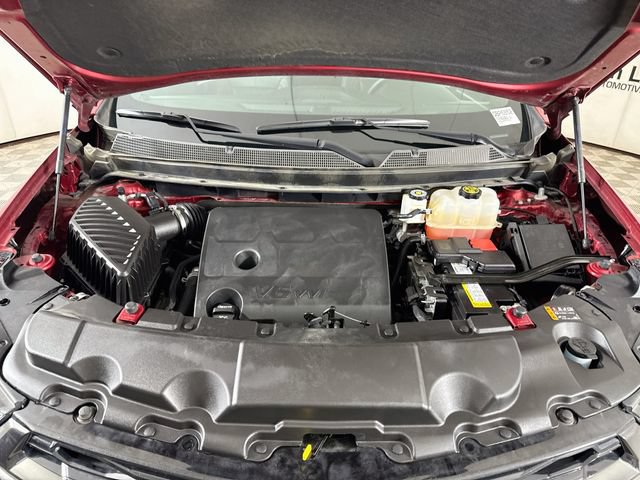 Used 2023 Chevrolet Traverse RS w/ LPO, Floor Liner Package FWD image 32