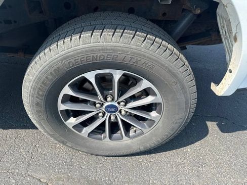 Used 2019 Ford F150 XLT w/ Equipment Group 302A Luxury AWD/4WD image 6