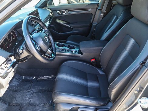 Used 2023 Honda Civic Sport image 17