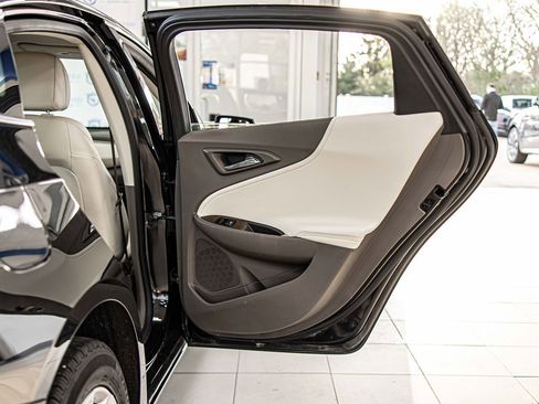 Used 2020 Chevrolet Malibu LT w/ Leather Package image 38