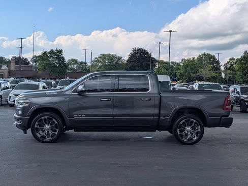 Used 2022 RAM 1500 Limited w/ Body-Colour Bumper Group AWD/4WD image 4