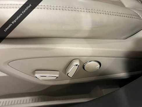 Certified 2023 Lincoln Nautilus Reserve AWD/4WD image 11