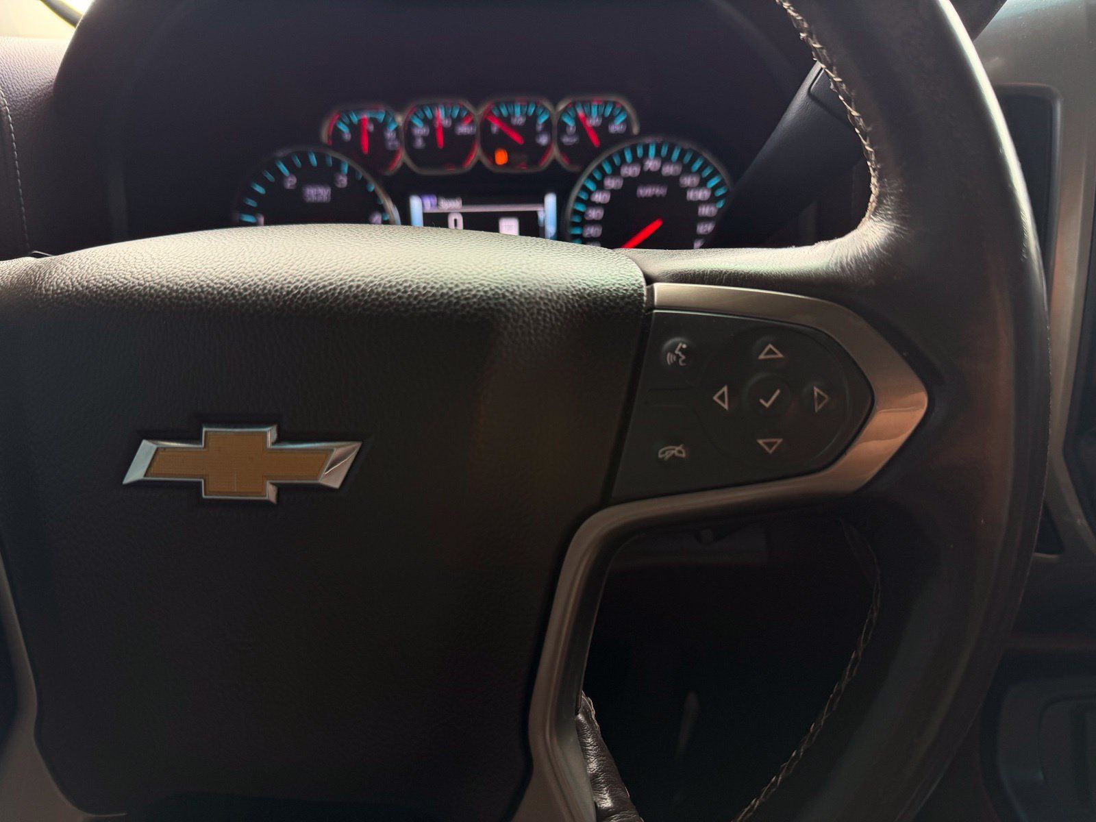 Used 2019 Chevrolet Silverado 3500 High Country w/ Duramax Plus Package AWD/4WD image 15
