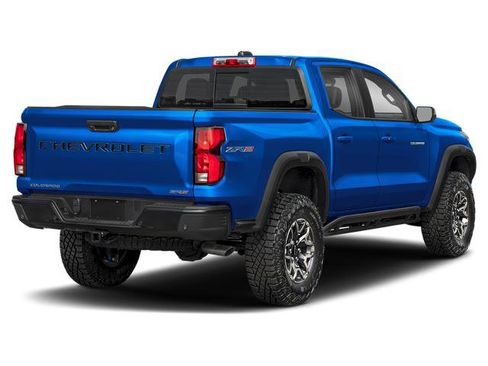 Used 2024 Chevrolet Colorado ZR2 w/ ZR2 Convenience Package III AWD/4WD image 44
