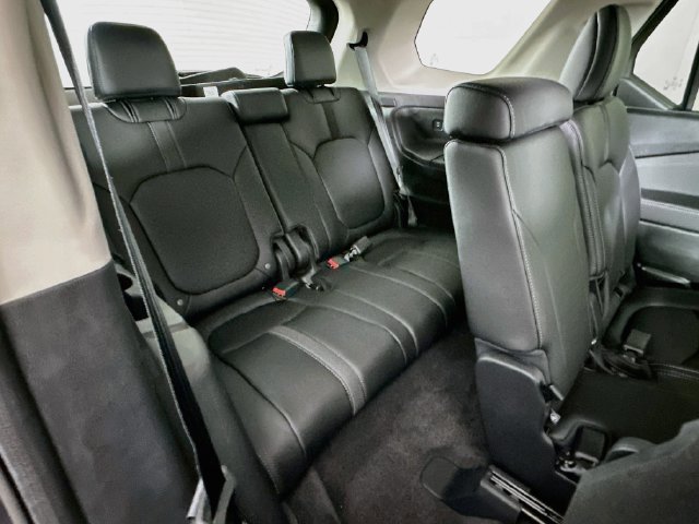 Used 2026 Honda Pilot EX-L image 10