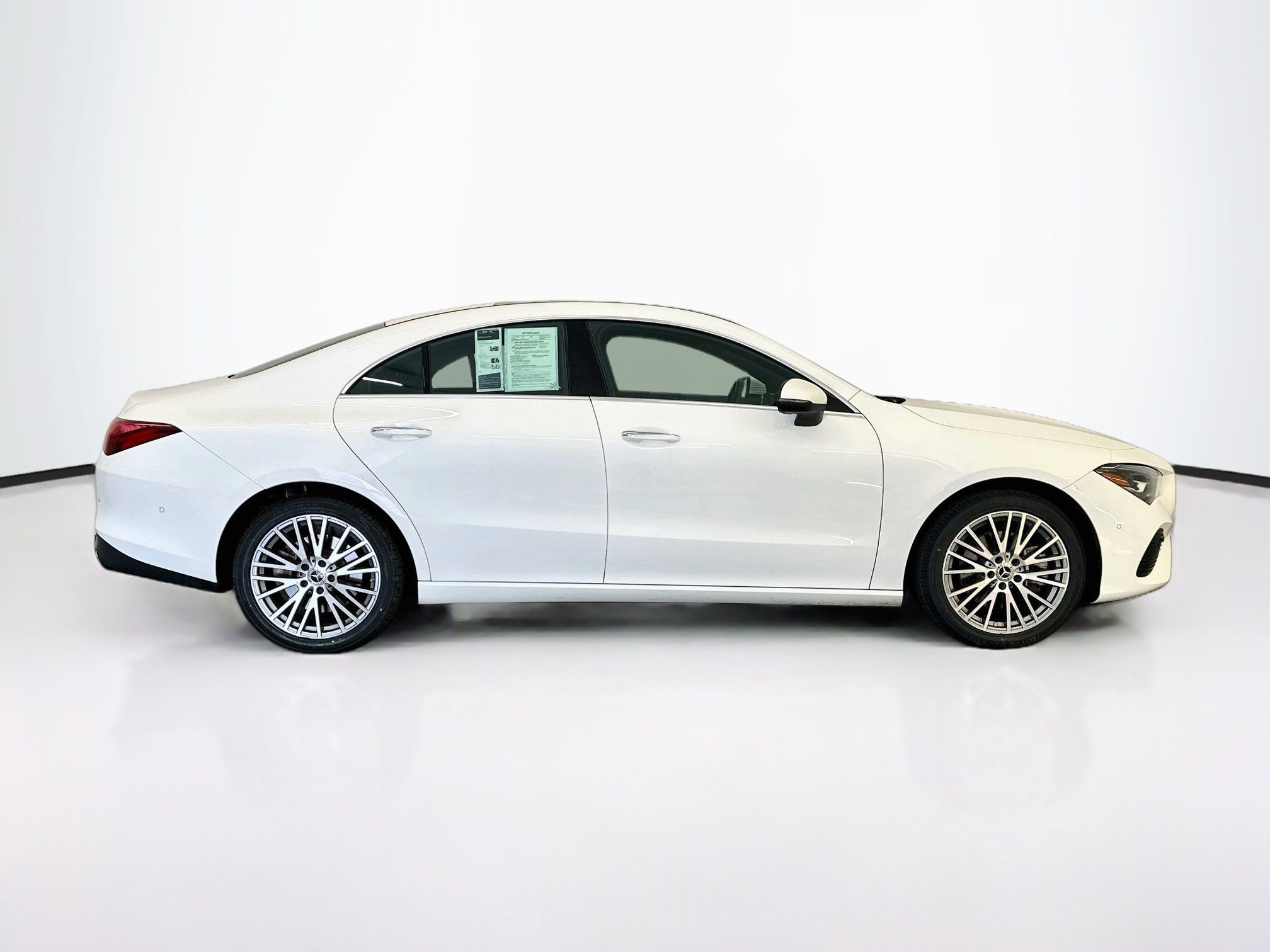 Used 2025 Mercedes-Benz CLA 250 4MATIC image 10