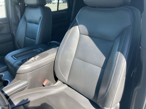 Used 2021 Chevrolet Tahoe LT w/ LT Signature Package image 20