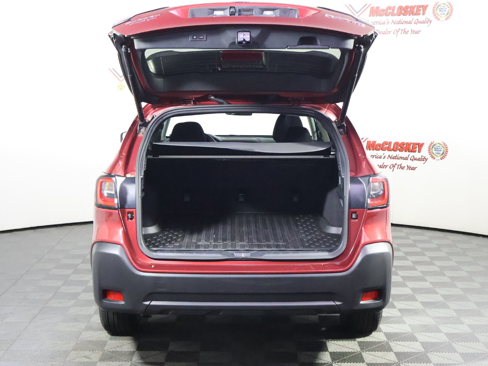 Used 2025 Subaru Outback Premium AWD/4WD image 10