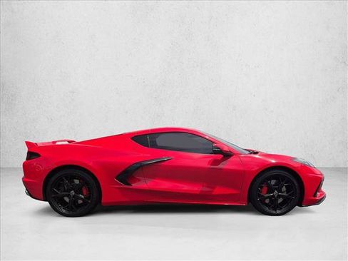 Used 2021 Chevrolet Corvette Stingray Premium Cpe w/ Z51 Performance Package RWD image 4