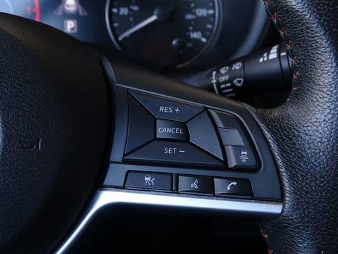 Used 2022 Nissan Kicks SR image 26