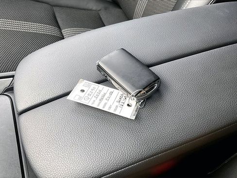 Used 2024 MAZDA CX-50 AWD 2.5 S w/ Preferred Package image 11