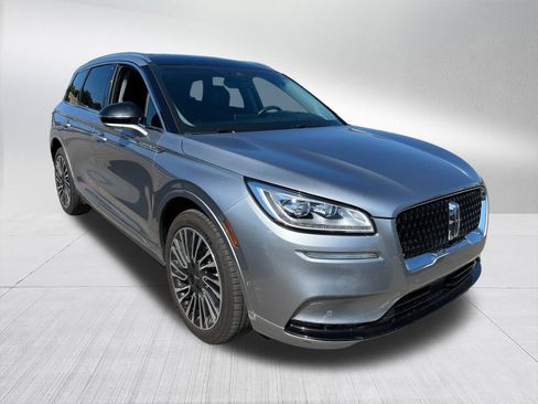 Used 2021 Lincoln Corsair Reserve w/ Equipment Group 201A AWD/4WD image 4