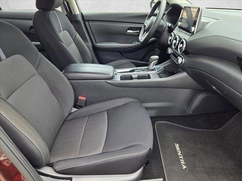 Used 2025 Nissan Sentra SV FWD image 19