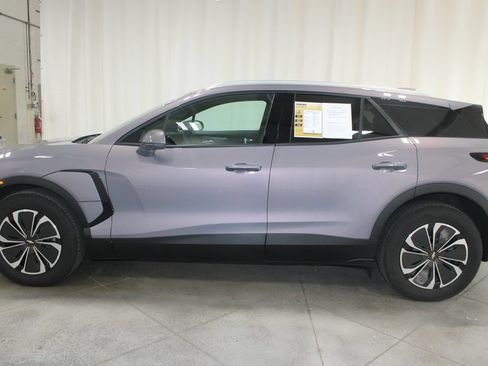 Used 2024 Chevrolet Blazer EV LT AWD/4WD image 6