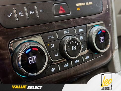 Used 2015 Buick Enclave Leather FWD image 16