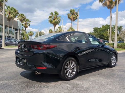 Used 2021 MAZDA MAZDA3 s FWD image 5