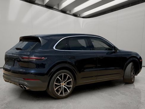 Used 2020 Porsche Cayenne S AWD/4WD image 7
