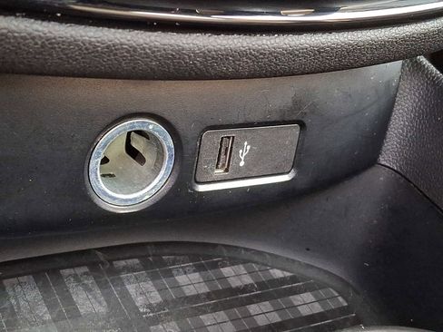 Used 2019 MINI Cooper Clubman ALL4 image 22