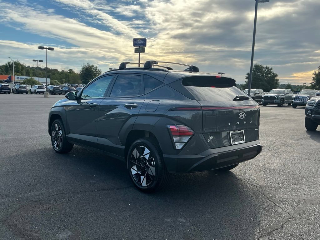 Certified 2025 Hyundai Kona SEL AWD/4WD image 10