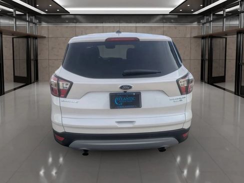 Used 2018 Ford Escape Titanium w/ Ford Safe & Smart Package AWD/4WD image 20