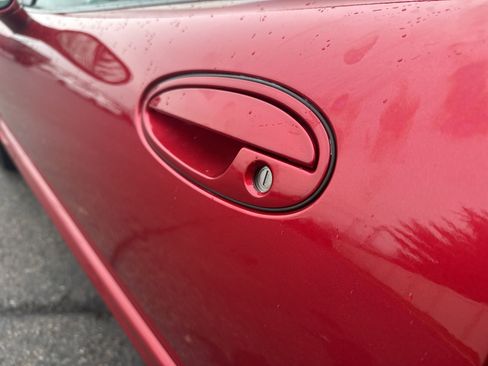 Used 2001 Chevrolet Corvette Base w/ Preferred Equipment Group2 image 10