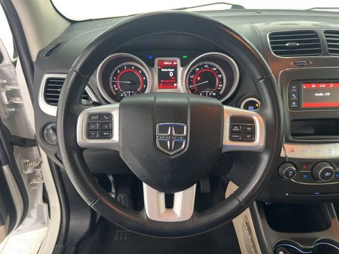 Used 2017 Dodge Journey SXT FWD image 10