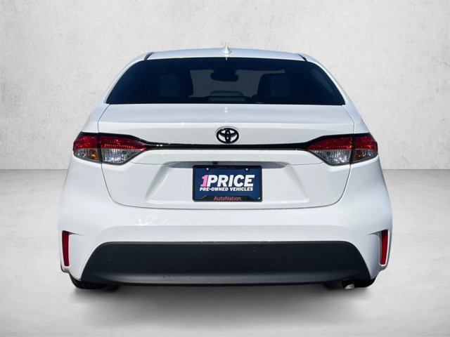 Used 2024 Toyota Corolla LE FWD image 7
