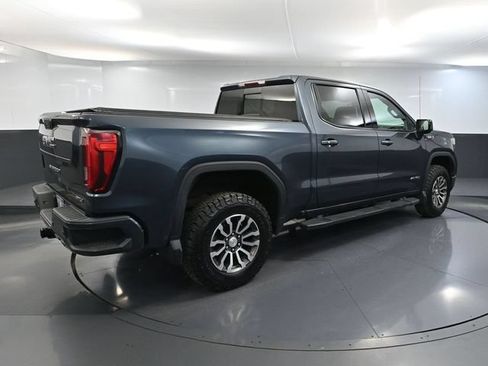 Used 2020 GMC Sierra 1500 AT4 w/ AT4 Premium Package AWD/4WD image 4